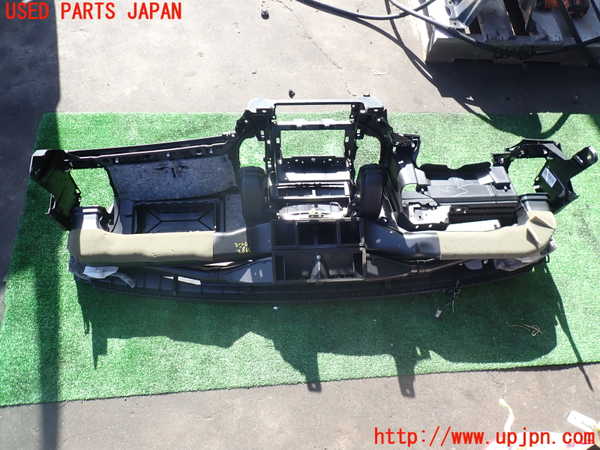 2UPJ-37827505]パジェロ(V98W)ダッシュボード 中古_m0004.jpg