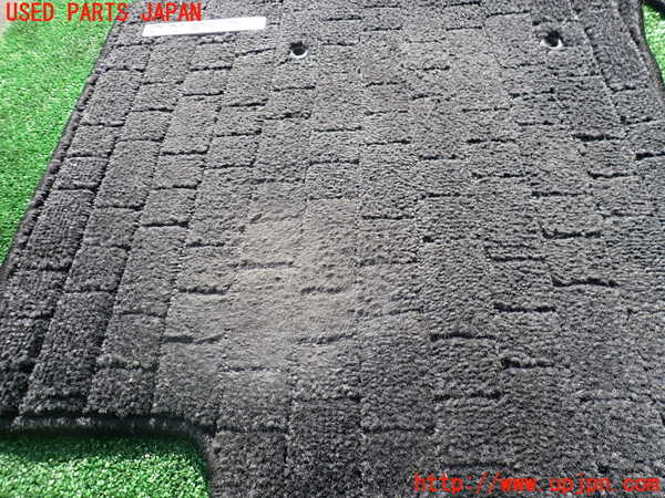 2UPJ-37827800]パジェロ(V98W)フロアマット 中古_m0002.jpg