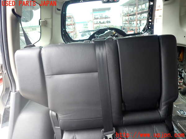 2UPJ-37827145]パジェロ(V98W)右2列目シート 中古_m0002.jpg