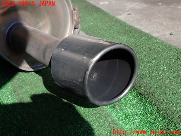 2UPJ-37842671]ノート NISMO(E12)リアマフラー1 中古_m0005.jpg
