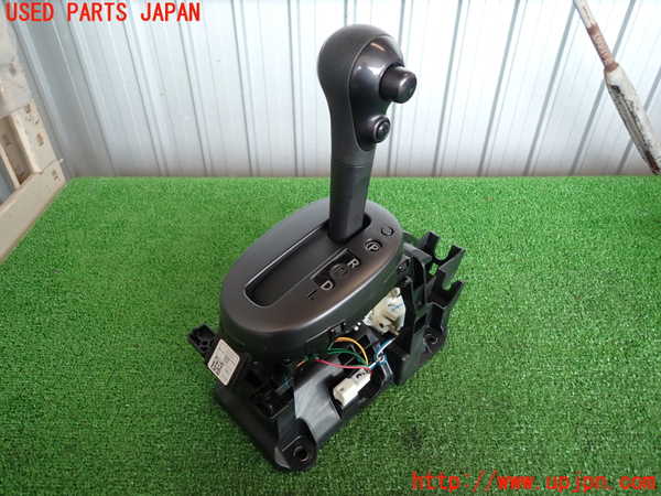 2UPJ-37847555]ノート NISMO(E12)ATシフトレバー 中古_m0001.jpg