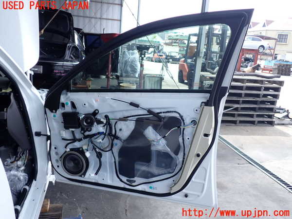 2UPJ-37851230]レクサス・IS250(GSE25)右前ドア 中古 NSG M5O8 43R-00012_m0004.jpg