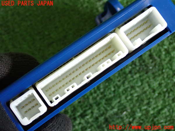 2UPJ-37856148]レクサス・IS250(GSE25)コンピューター3 中古 88650-53341_m0004.jpg
