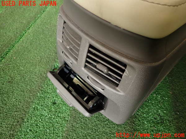 2UPJ-37867540]レクサス・IS250(GSE20)センターコンソール 中古_m0002.jpg