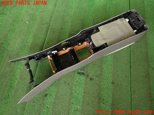 2UPJ-37867540]レクサス・IS250(GSE20)センターコンソール 中古_m0005.jpg