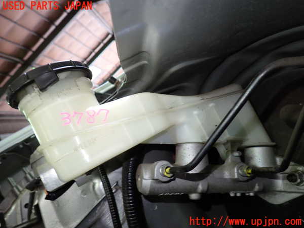 1UPJ-37874050]ストリーム(RN8)ブレーキマスターシリンダー 中古_m0002.jpg