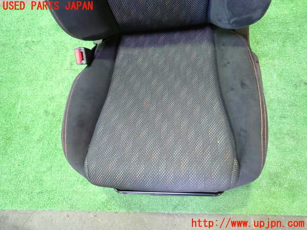 1UPJ-37877065]ストリーム(RN8)助手席シート 中古_m0003.jpg