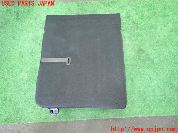 1UPJ-37877235]ストリーム(RN8)右3列目シート 中古_m0004.jpg