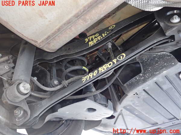 1UPJ-37905226]BMW ミニ(MINI)クーパーD F55(XV15MW)左リアロアアーム1 中古_m0001.jpg