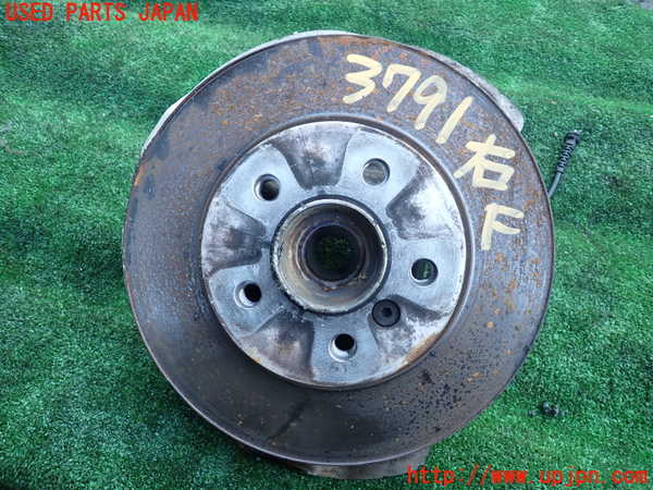 1UPJ-37914290]BMW ミニ(MINI)クーパーD F56(XN15M)右フロントナックルハブ 中古_m0001.jpg