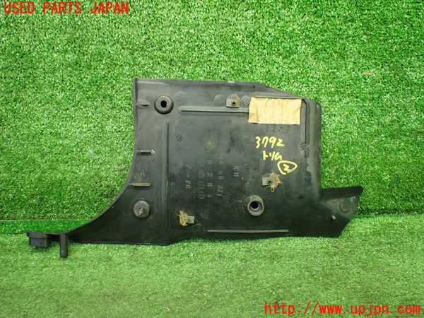 5UPJ-37927692]サバンナ RX-7 カブリオレ(FC3C)内装トリム類2 中古_m0002.jpg