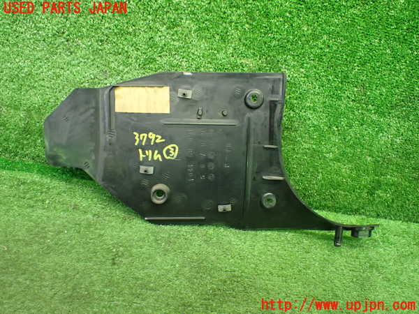 5UPJ-37927693]サバンナ RX-7 カブリオレ(FC3C)内装トリム類3 中古_m0003.jpg