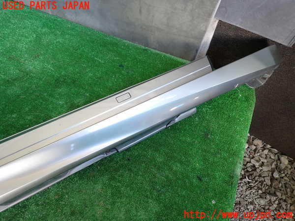 1UPJ-37931390]レクサス・IS300h(AVE30)右サイドステップ 中古_m0003.jpg