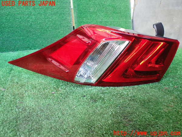 1UPJ-37931536]レクサス・IS300h(AVE30)左テールランプ 中古_m0001.jpg