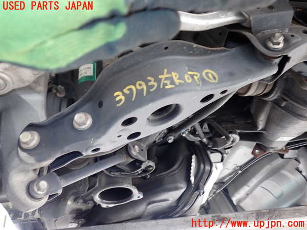 1UPJ-37935226]レクサス・IS300h(AVE30)左リアロアアーム1 中古_m0001.jpg