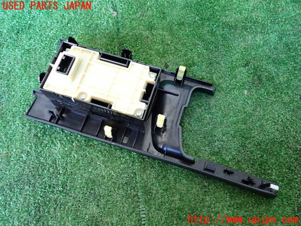 1UPJ-37936307]レクサス・IS300h(AVE30)スイッチ2 (VSC OFF EV MODE SNOW 走行モード切替) 中古_m0003.jpg
