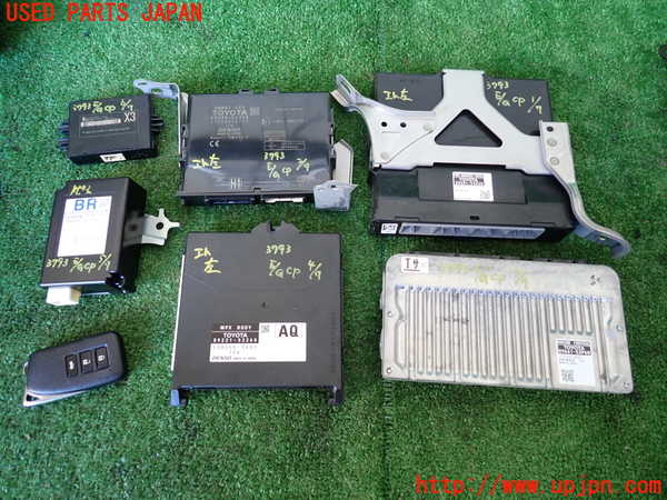 1UPJ-37936110]レクサス・IS300h(AVE30)エンジンコンピューター 中古_m0001.jpg