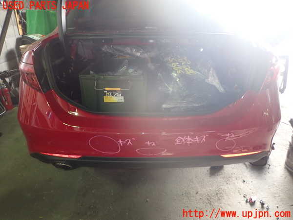 1UPJ-37951610]アルファロメオ・ジュリア(95220)リアバンパー 中古_m0001.jpg
