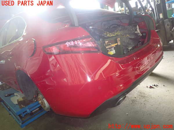 1UPJ-37951610]アルファロメオ・ジュリア(95220)リアバンパー 中古_m0002.jpg