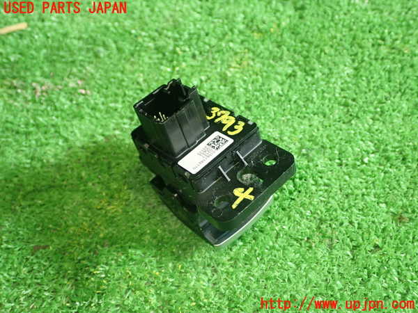 1UPJ-37956309]アルファロメオ・ジュリア(95220)スイッチ4 (電動パーキングブレーキ) 中古_m0002.jpg