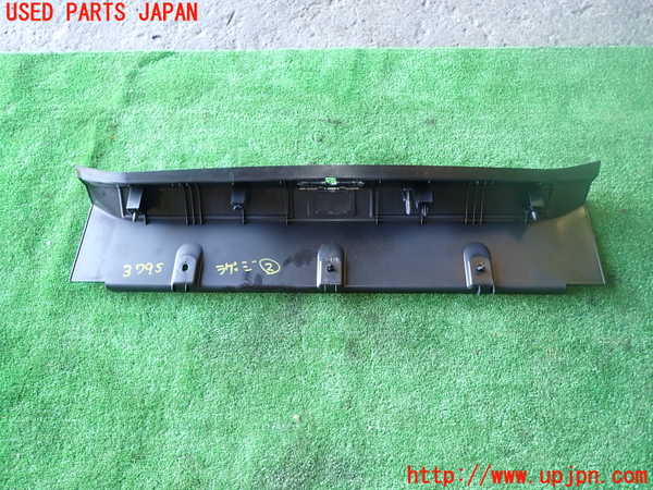 1UPJ-37957772]アルファロメオ・ジュリア(95220)ラゲッジトレイ2 中古_m0004.jpg