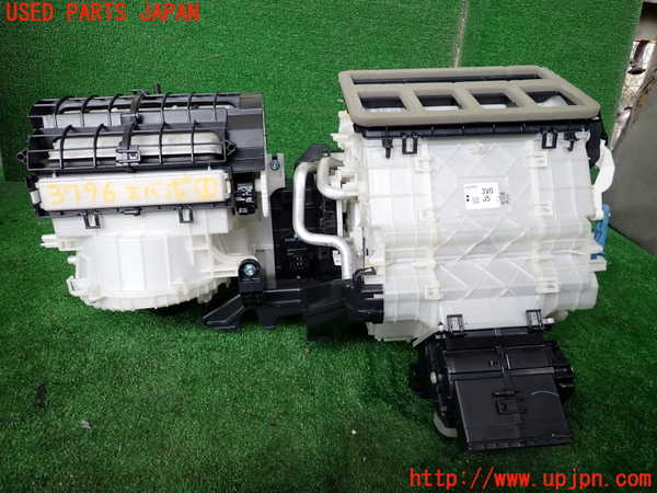 1UPJ-37966081]ZR-V e：HEV(RZ6)エバポレーター1 中古_m0001.jpg