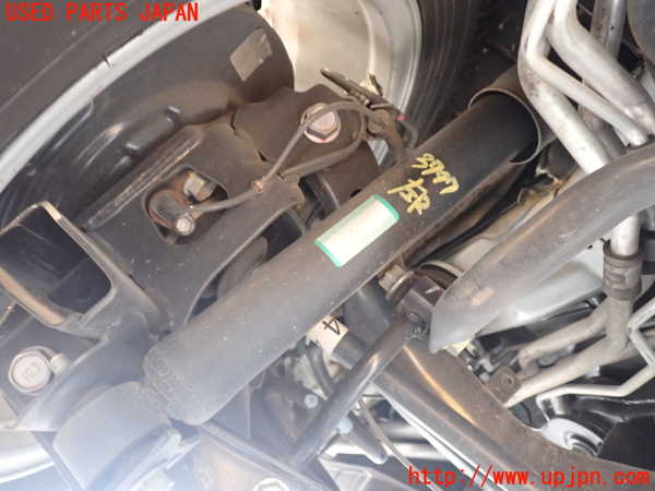 1UPJ-37975075]セレナ(NC28 C28系)左リアショックアブソーバー 中古_m0001.jpg