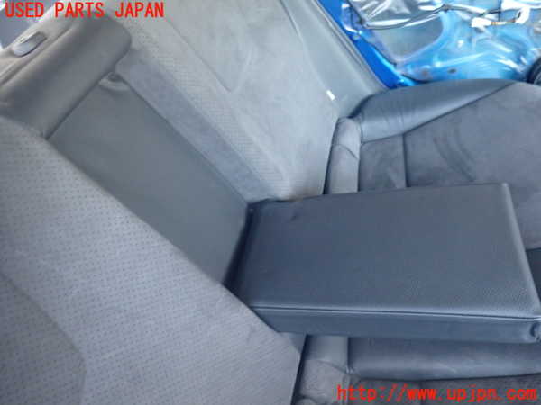 2UPJ-37987385]インプレッサ WRX-STi(GRB)リアシート 中古_m0004.jpg