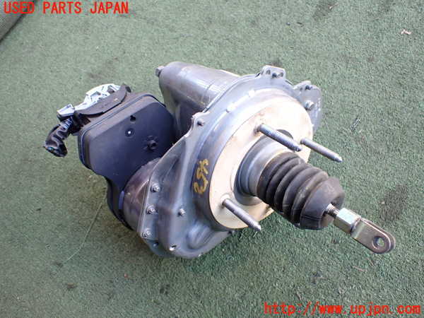 2UPJ-37994055]アウトランダーPHEV(GN0W)ブレーキマスターバック ジャンク_m0003.jpg