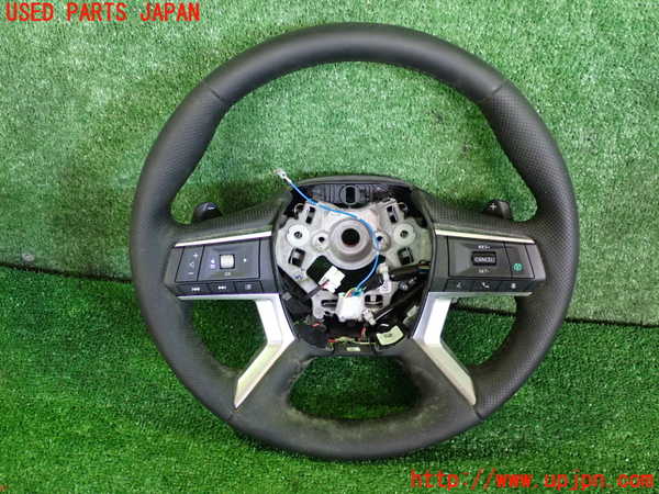 2UPJ-37997855]アウトランダーPHEV(GN0W)ステアリングホイール 中古_m0001.jpg