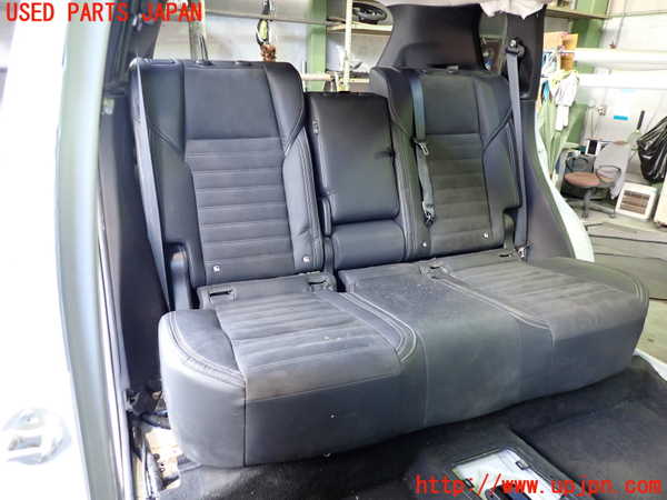2UPJ-37997385]アウトランダーPHEV(GN0W)リアシート ジャンク_m0001.jpg