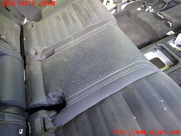 2UPJ-37997385]アウトランダーPHEV(GN0W)リアシート ジャンク_m0002.jpg