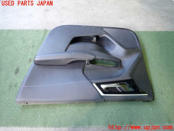 2UPJ-37991234]アウトランダーPHEV(GN0W)右前ドア内張り 中古_m0002.jpg