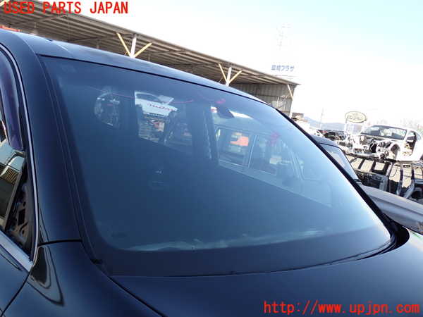 2UPJ-38001195]ポルシェ・カイエン(9PABFD)フロントガラス 中古(43R-00168 M948)_m0002.jpg