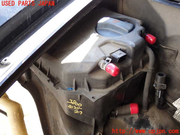 2UPJ-38002410]ポルシェ・カイエン(9PABFD)ラジエータータンク 中古_m0001.jpg