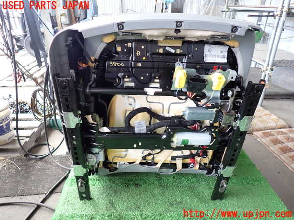 2UPJ-38007035]ポルシェ・カイエン(9PABFD)運転席シート 中古_m0005.jpg