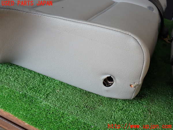 2UPJ-38007405]ポルシェ・カイエン(9PABFD)右リアシート 中古_m0003.jpg