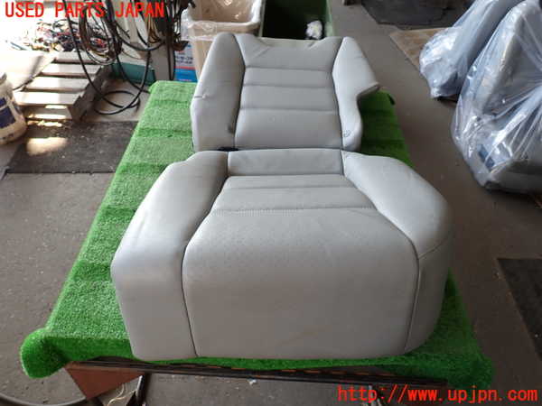 2UPJ-38007435]ポルシェ・カイエン(9PABFD)左リアシート 中古_m0001.jpg