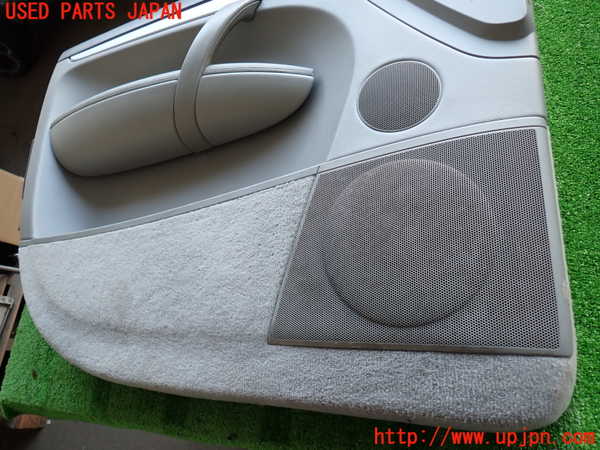 2UPJ-38001264]ポルシェ・カイエン(9PABFD)左前ドア内張り 中古_m0002.jpg