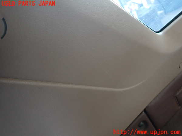 2UPJ-38017675]グロリア ワゴン(WY30)右リアピラートリム 中古_m0002.jpg