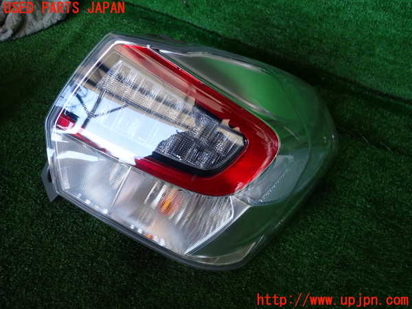 2UPJ-38021530]インプレッサ スポーツ ハイブリッド(GPE)右テールランプ 中古_m0001.jpg