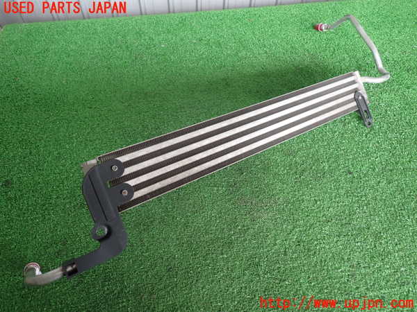 2UPJ-38042481]BMW 525i(NU25)オイルクーラー1 中古 (E60)_m0002.jpg