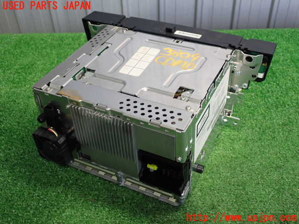 2UPJ-38046500]BMW 525i(NU25)CD&MDプレイヤー 中古 (E60)_m0002.jpg