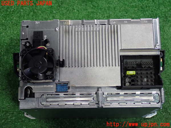 2UPJ-38046500]BMW 525i(NU25)CD&MDプレイヤー 中古 (E60)_m0004.jpg