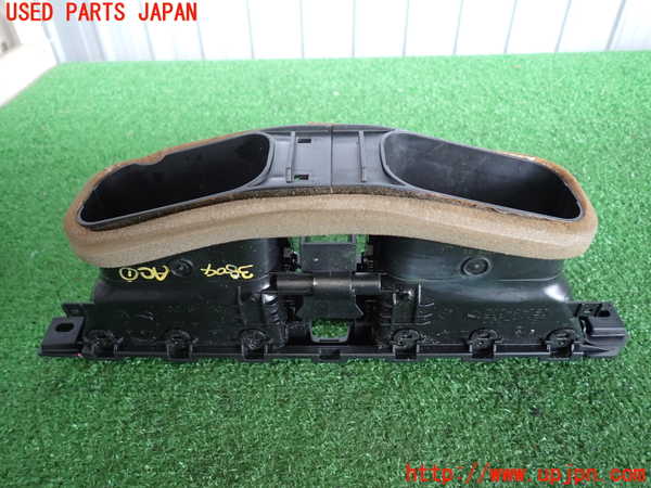 2UPJ-38047526]BMW 525i(NU25)エアコン吹き出し口1 (真中) 中古 (E60)_m0002.jpg