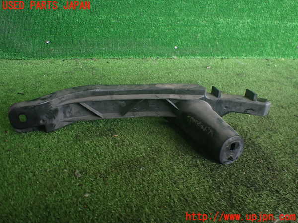 2UPJ-38051140]VW ゴルフ GTI(1KAXX)右ヘッドライトリム 中古_m0002.jpg