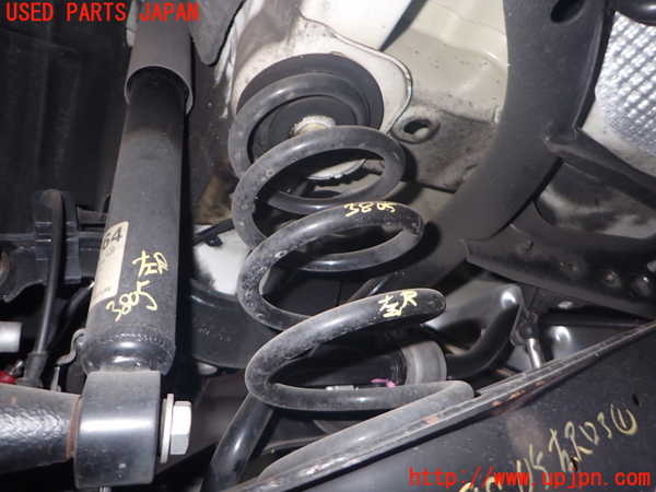 2UPJ-38055105]VW ゴルフ GTI(1KAXX)左リアスプリング 中古_m0001.jpg