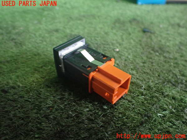 2UPJ-38056307]VW ゴルフ GTI(1KAXX)スイッチ2(タイヤ空気圧) 中古_m0002.jpg