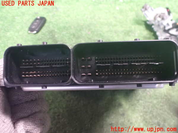 2UPJ-38056110]VW ゴルフ GTI(1KAXX)エンジンコンピューター 中古_m0003.jpg