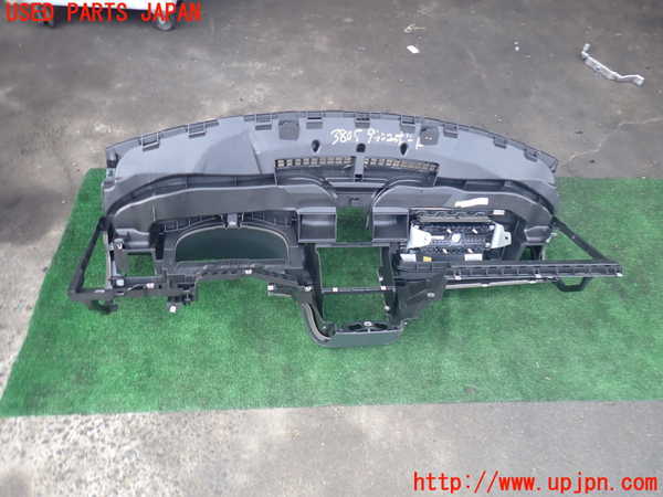 2UPJ-38057505]VW ゴルフ GTI(1KAXX)ダッシュボード 中古_m0004.jpg